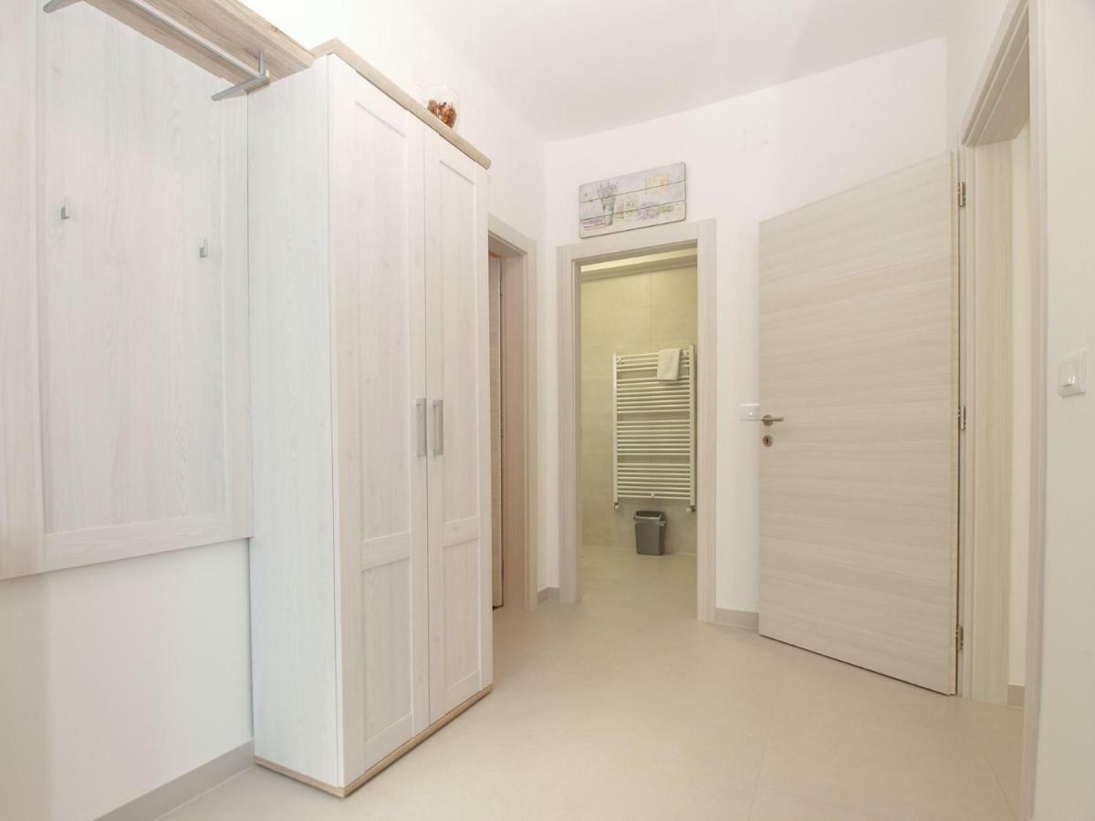 Apartments Ana 1707 Banjole Exterior photo